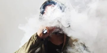La couverture médiatique et les campagnes ont entraîné une baisse du vapotage chez les jeunes