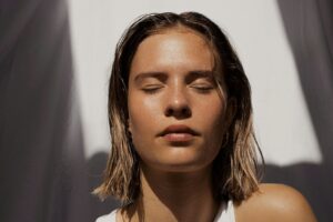Peau atopique : les critères essentiels pour choisir une crème vraiment adaptée (et éviter les erreurs fréquentes)