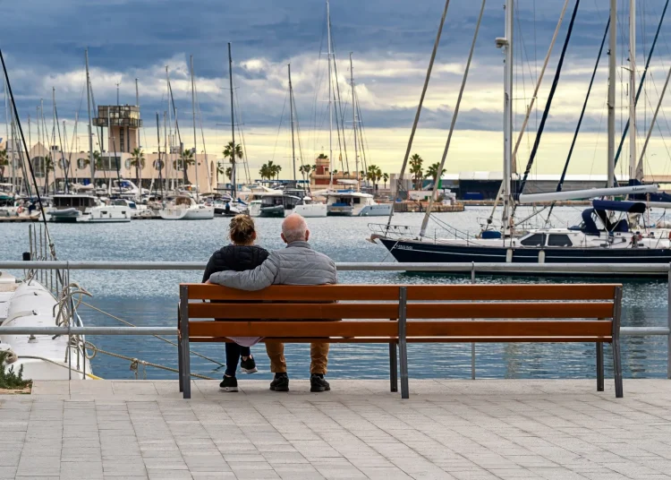 Study: Mediterranean lifestyle and risk of adverse cardiovascular events, all-cause and cardiovascular mortality among individuals with type 2 diabetes. Image Credit: Guillermo Dario / Shutterstock