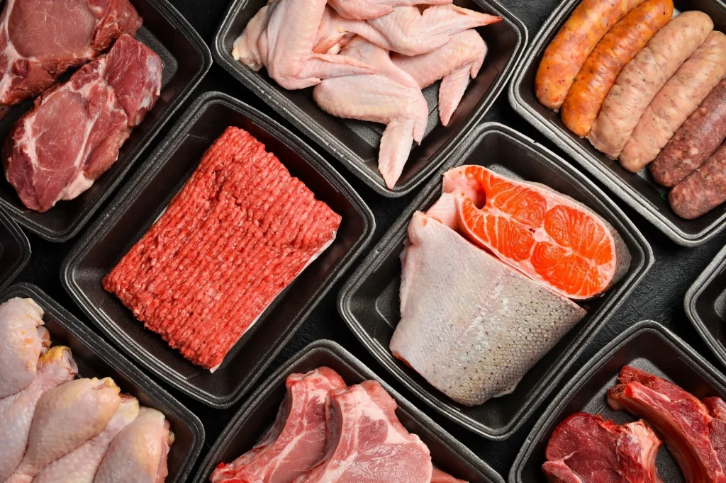 Study: Associations between White Meat-Only and Vegetarian Diets with Mortality from All Causes, Heart Diseases, Cancers, and Stroke in the American Cancer Society’s Cancer Prevention Study-II. Image Credit: YARUNIV Studio / Shutterstock