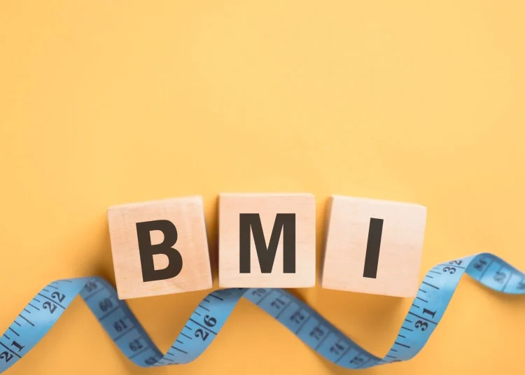 Study: Early Life BMI Trajectories and Associations With Childbirth and Infertility Among Women. Image Credit: Piyawat Nandeenopparit / Shutterstock