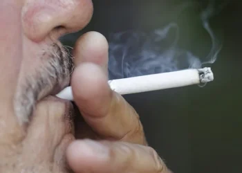 Seulement 15 % des adultes américains éligibles discutent du dépistage du cancer du poumon avec leur médecin