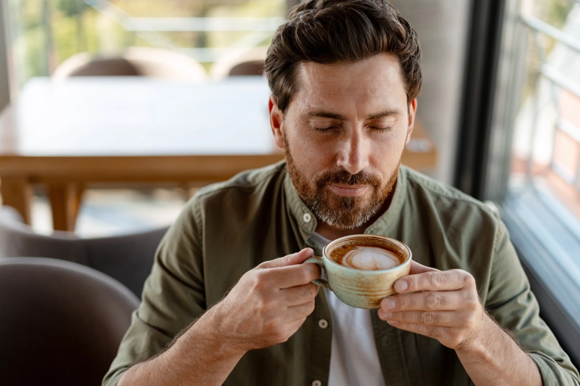 Cinq minutes d'arôme de café étaient liées à des changements d'humeur et d'activité cérébrale