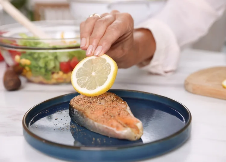 Study: Association of the maternal fish and PUFA intake with the risk of hypertensive disorders of pregnancy: a nationwide birth cohort - The Japan Environment and Children’s Study (JECS). Image Credit: New Africa / Shutterstock