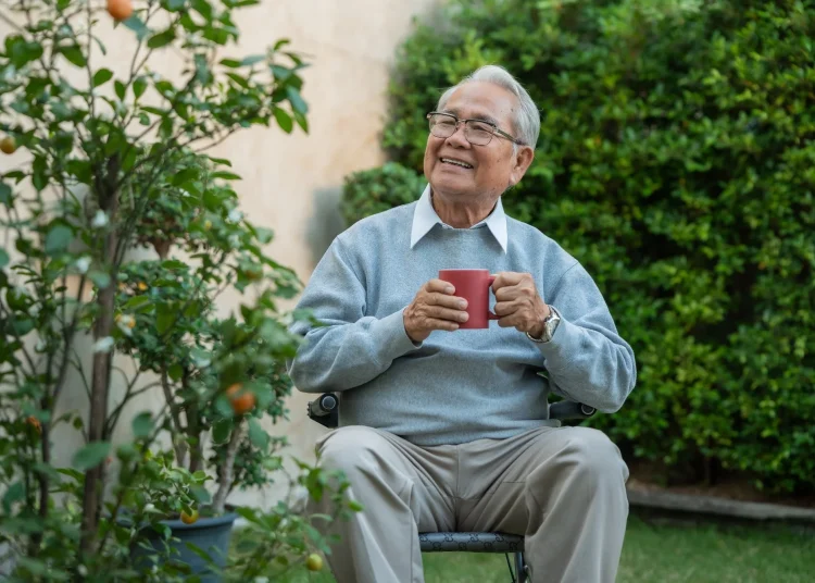Study: Dispositional mindfulness and neuroticism are associated with age differences in emotional well-being in a U.S. adult lifespan sample. Image Credit: WUT.ANUNAI / Shutterstock