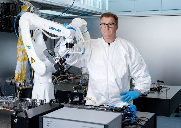 Alors que les lasers femtoseconde trouvent de nouvelles utilisations médicales, un fabricant lituanien parie sur l'échelle pour répondre à la demande