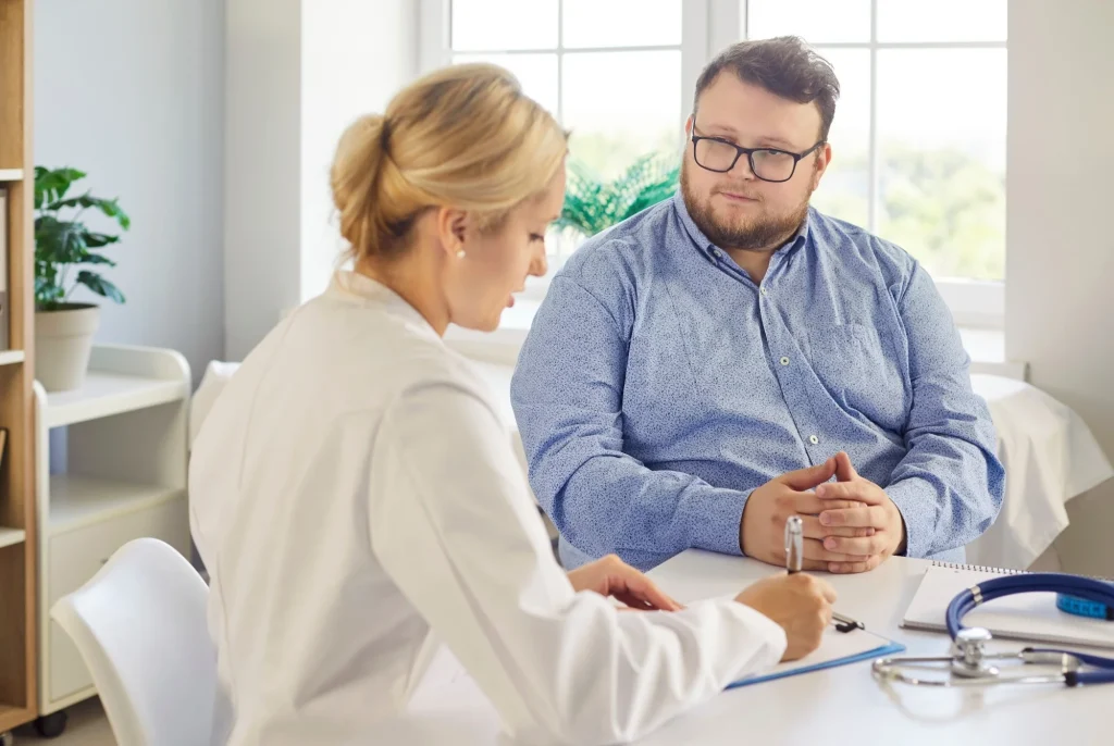 Study: Examining clinicians’ approaches to discussing weight during routine diabetes care: an observational study. Image Credit: Studio Romantic / Shutterstock